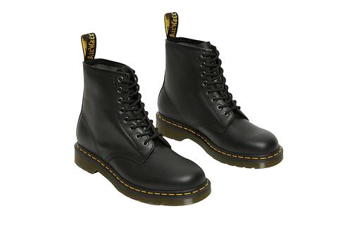 QoQa Dr. Martens Iconic shoes